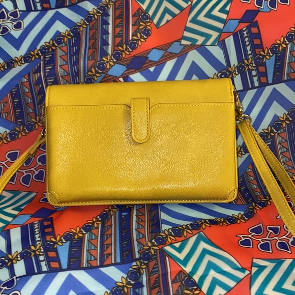 Nuoku Crossbody Purse With Phone Holder - Picture 6 of 7